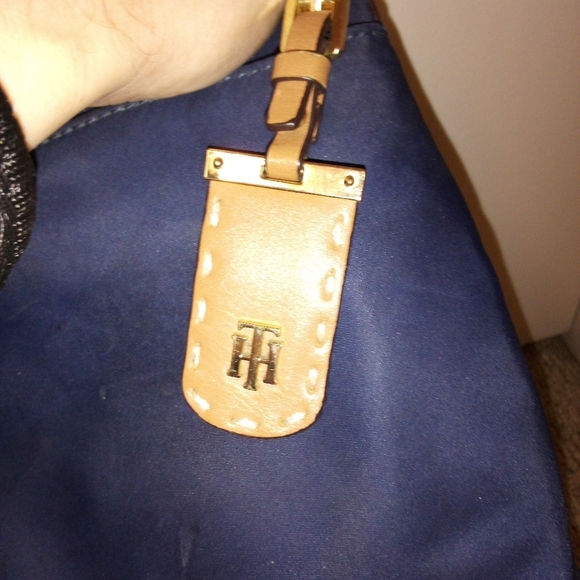 Tommy Hilfiger Julia flat crossbody bag - Picture 7 of 13